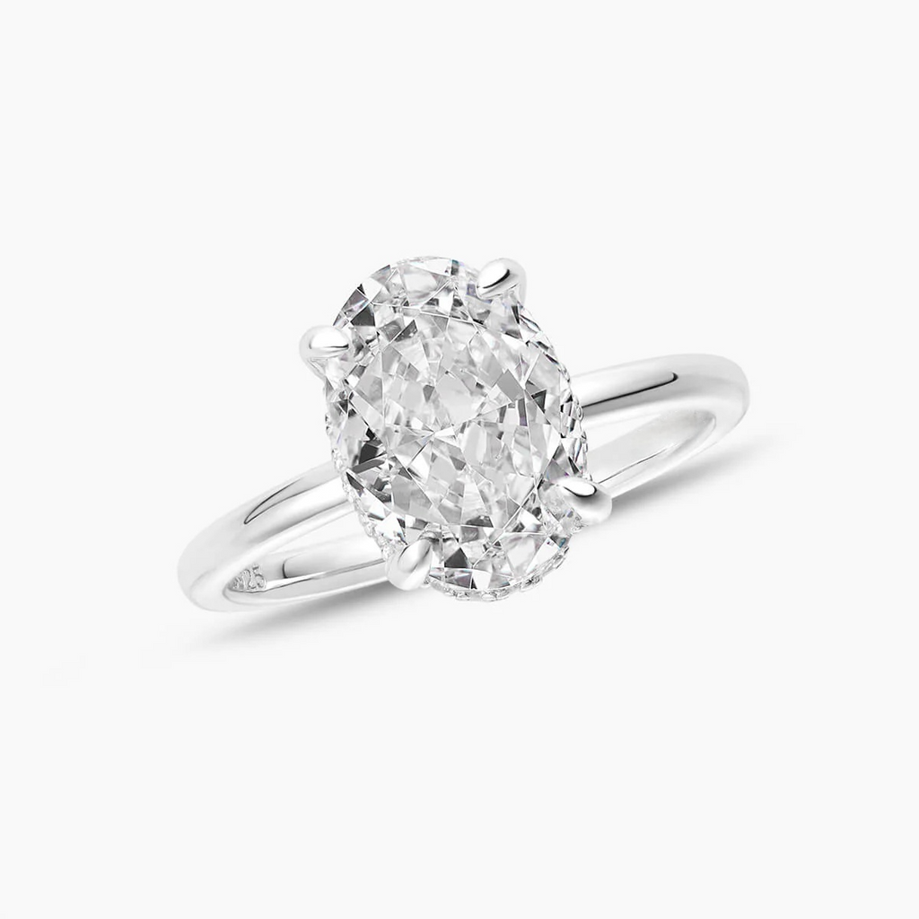 CRUSHED ICE OVAL CUT RING