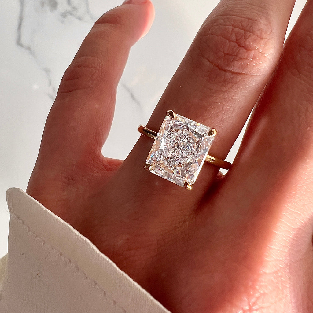 RADIANT CUT RING